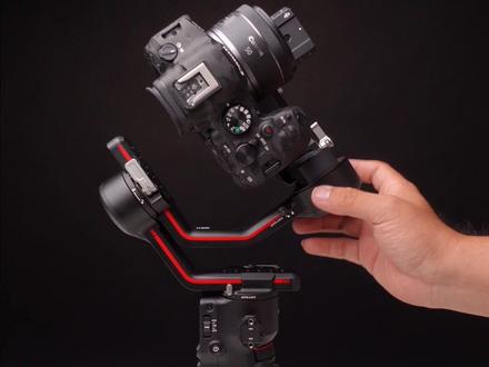 #摄影器材 #稳定器 #摄影教学 #大疆rs3 #学摄影 大疆rs3稳定器,新手学摄影,不会用稳定器调平,一条视频教会你。