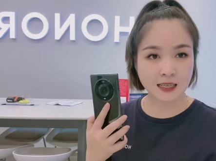 🌈华为荣耀手机侧边音量调解
快拿出你的手机鼓捣鼓捣吧#手机店日常 #同城好店推荐 #华为 #手机推荐 #5g时代