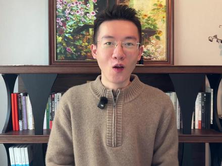 英伟达最新财报的超详细解读! 美东时间2025年11月19日盘后公布最新一季财报数据 ,各项关键性指标超市场预期,这一期就来带着新手小白或者正在学习财报的朋友一起完整拆解每一个指标的含义。
本期要点:1.封面信息
英伟达的基本背景,注册地:特拉华州;总部圣克拉拉(硅谷)股票面值:0.001
2.目录 financial statements财务报表包括
Statements of income 利润表
Statements of comprehensive income 综合收益表
Balance Sheets 资产负债表
Shareholders’ Equity 股东权益表
Statements of Cash Flow 现金流量表
Notes 附注
3.重点详解Balance Sheets
#青年创作者成长计划 #财报 #金融