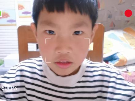 珍惜孩子的每一次画作,保存下来的就是给孩子最好的礼物
#沧龙简笔画