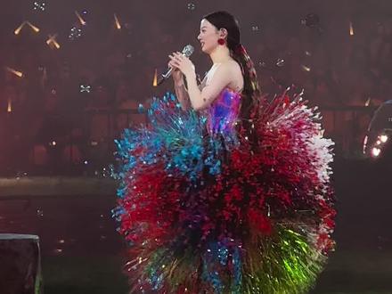 单依纯的名字用河南话怎么说😅。叫这妞真中#单依纯郑州演唱会 #单依纯#河南话单依纯