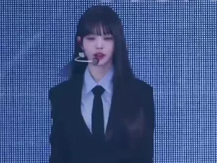 听说你的新男友才到我肩膀。#张元英 #张元英腿精#卡点