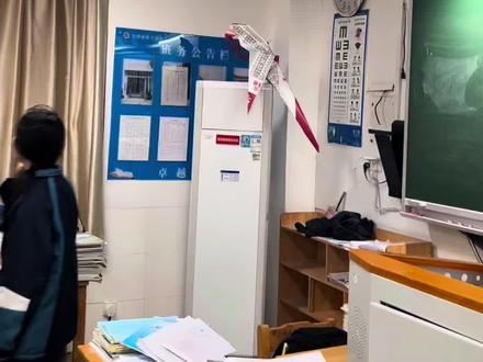 Bird教学
教学在后面😎
#校园 #高中#折纸#鸟#抽象