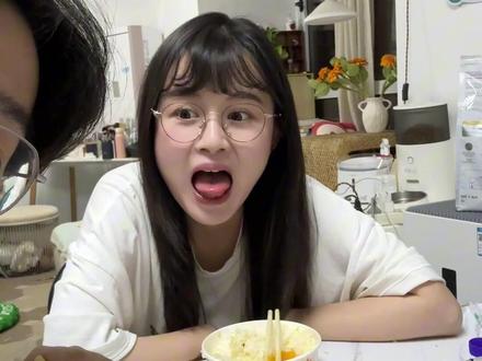 恋爱怎么可能和谁谈都一样呢#甜一口没 #对抗路情侣