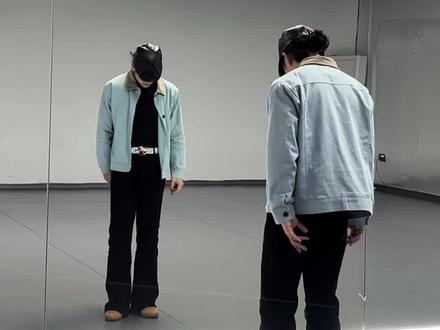 回复 @小小的评论
#exo #backitup #EXO新歌《Back It Up》副歌分解教程来啦 #MMA #exo回归