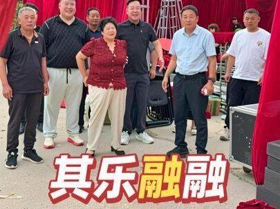 今天就要订婚了,昨天宁宁和家人都来了,其乐融融非常热闹,一起见证我和宁宁的幸福时刻!#订婚 #晋老二 #宁宁腾飞