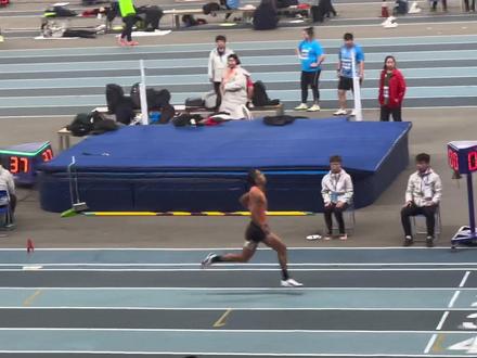 倒数450米,好戏开场!@奚 mǒu
恭喜队友“田径悍匪”奚枭横拿下1500米冠军!#2023全国室内田径锦标赛 #田径悍匪 #比赛现场 #中长跑 #奚枭横