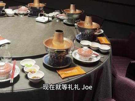 Ken 欠礼礼一顿火锅 #日落时分说爱你
#刘玉刚
#日落时分说爱你成了4对
#哥姐陪你看日落
#日落时分说爱你大结局
@上上签~礼礼 @王子纯(Joseph大叔)