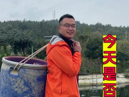 今天算不算吃顿饱的,又吃肉又喝汤,你如果再刷不到我那我也没有办法了#2022dou来钓鱼 #dou是钓鱼人 @曾晖快意江湖(曾大盆)
