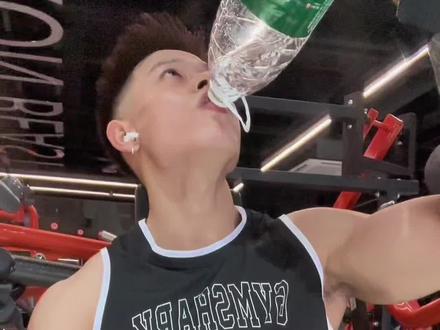 灌水日的一天怎么度过—硬抗#减脂#健身#健体#薄肌#volg日常