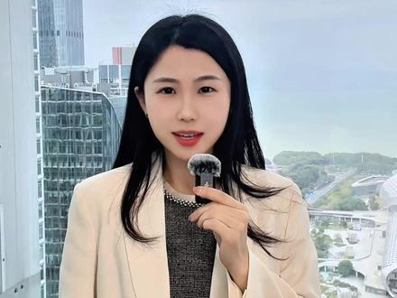 黄金冲过5000,白银破了110,涨得确实猛,看着像在“冲刺见顶”了。其实这几年金银涨的过程中,也常有这种加速行情。#黄金 #白银 #市场因素 #政策 #盈科证券