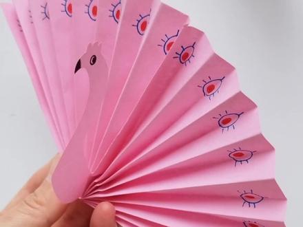 教你一张纸折孔雀。#手工折纸 #折纸教程 #折纸 #孔雀折纸