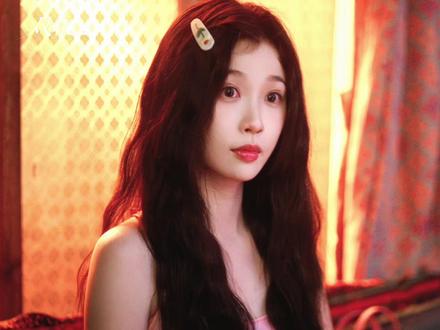 #双轨 “稀里糊涂的,什么都没感受到” #虞书欣 #姜暮 #何与 #靳朝