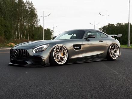 今天来看奔驰AMG GT#奔驰AMGGT #精选计划 #青年创作者计划 #汽车 #奔驰