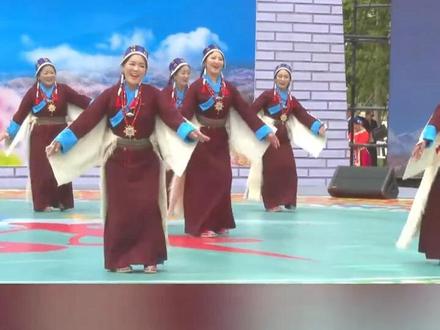 #西藏 阿里地区象雄代表队,在#2025年中国健身锅庄舞大赛 中,荣获传统#锅庄自编套路中年组一等奖。参赛视频完整版来啦!