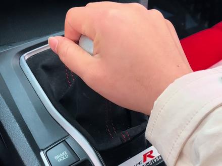 侧方停车没信心?学会设置后视镜自动下翻,轻松拿捏侧方停车 #汽车知识 #用车知识