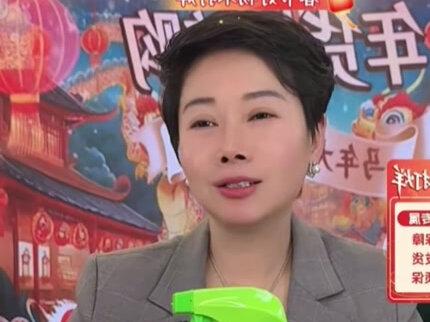 每次大扫除最不想动的就是厨房,重油污太难搞啦!今年用了这个水卫士油污净,简直不要太爽了!太太太好用啦!直接喷上去静置几分钟油垢就自动溶解了,轻轻刷一刷擦一擦立刻干干净净,整个过程非常的爽非常的治愈!!#赵麻麻 #水卫士 #油污净 #大扫除 #好用不贵经济实惠