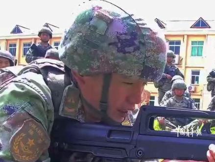 新兵轻武器首次实弹射击, 324名新兵打出50环!