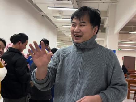 吾家素食免费午餐通知: 周二至周日 11:30 - 13:00 ,每周一(午餐)闭馆休息#百家姓爱心粥#日行一善#吾家素食 广而告之