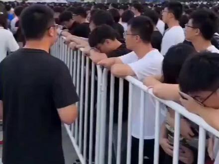 今天你即梦排队了吗? 今天你排队了吗?#即梦ai #seedance2.0 #自动化插件 #夜间定时生成