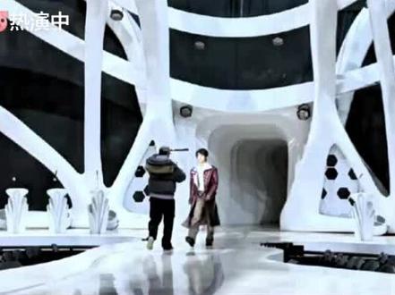 顺顺咋这么好玩#张峻豪