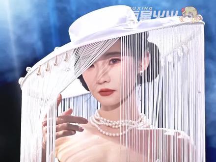 #张艺凡北舞严选含金量 美成这样 师弟们喊公主也是应该的啊#张艺凡 #时代峰峻 #氛围感