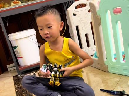 #玩具 #男孩玩具 #迷你特工队 #变形玩具 迷你特工队暴龙战炫王玩具变形