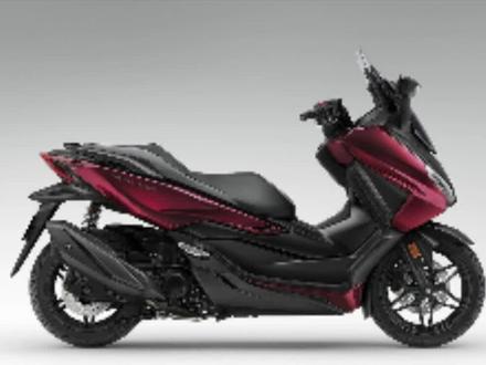 震撼发布!2024款佛沙250强势来袭,完美融合力量与优雅,售价居然要4万多#踏板摩托车 #本田