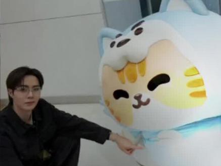 噗噗和蛋仔的有趣互动🤗🤗💙🧡ps:视频中的素材来自网络#zeenunew #李海海林景云 #可爱到犯规