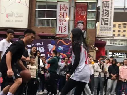 最怕和女生打球,碰也不敢碰