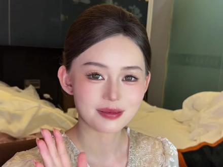 哈萨克族婚礼跟妆,太热闹了 #哈萨克族婚礼跟妆 #哈萨克族婚礼 #无瑞化妆师 #阿勒泰跟妆 @DOU+小助手 #一起感知幸福吧