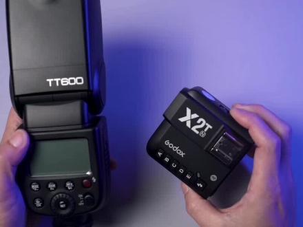 #上热门 神牛闪光灯TT600热靴灯如何连接X2T引闪器人像摄影离机拍摄设置#摄影器材 #神牛闪光灯 #热靴灯