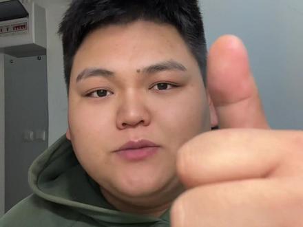 要蒜薹不?会做饭的可以支持一单 一方有难八方支援吧
#要蒜苔不 #要蒜薹不 #曹云金呼吁关注河南滞销蒜薹 #曹云金 #青年创作者扶持计划