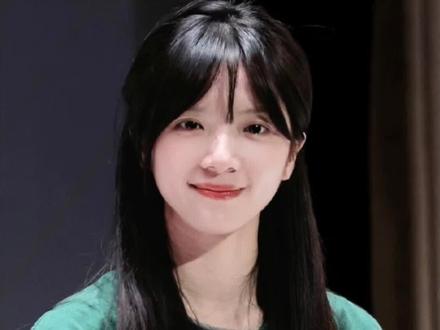 网传李思潼签约虎鲸文娱了!接一把事业运啊!#李思潼 #阿嬷的情书 #娱乐评论大赏