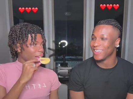 薯片游戏挑战😎猜猜谁赢了 #游戏#薯片#情侣 #情侣日常