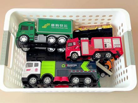 儿童玩具:认识各种各样的车 #汽车玩具#儿童益智玩具#工程车儿童视频大全#黄小果的玩具屋