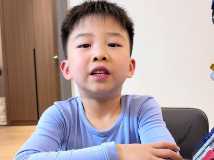 #炫卡斗士 #模型玩具 #炫卡斗士玩具 #玄铁战神 #炫卡斗士玄铁战神