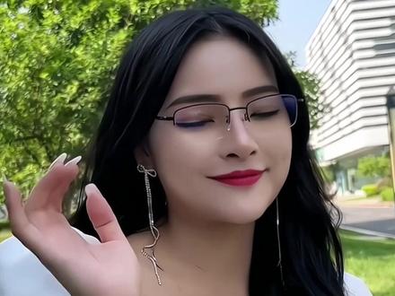 2022高清防蓝光老花镜看远看近一副搞定,9.9元所见所得,点左下角小黄车选购度数吧#防蓝光老花镜 #好物推荐 #点击小黄车直接购买 #商品橱窗购买同款 #喜欢的赶紧入手 @抖音热点宝