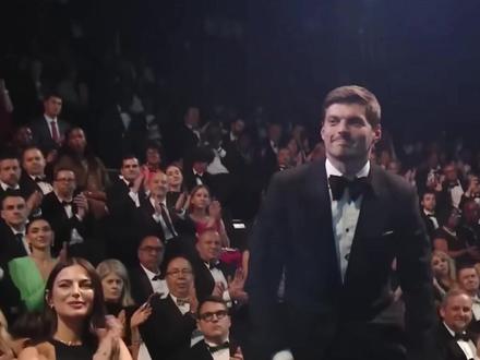 【资讯】维斯塔潘缺席年度颁奖典礼 | 苏拉耶姆连任FIA主席 #F1 #维斯塔潘 #围场内外 #青年创作者计划