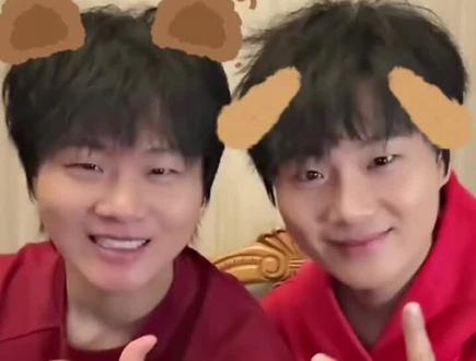 网络上说说算了,现实里谁不想上春晚急头白脸的演一顿小品啊
#双高胎 #张兴朝 #安利 #高超高越 #春晚