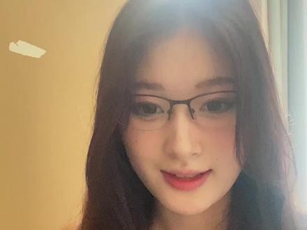 开学如何做自我介绍才能给人留下深刻印象❕⚠️,才艺和特长已经奥特了,用楼兰语做自我介绍才能给人留下深刻印象#完颜慧德 #开学 #自我介绍#才艺表演 #军训