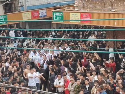 #盐灶拖神 廿二下午第二圈,二甲林铭钊创下新纪录三秒108拳#林铭钊 #民俗活动