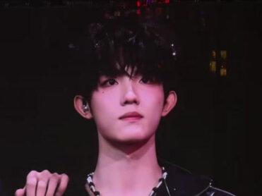 #演唱会是一个巨大的乌托邦 太不容易了top!!
每个人都想赢,后面的投票不能投的时候小苏着急死了,加油!!#TOP登陆少年团 #荣耀之战