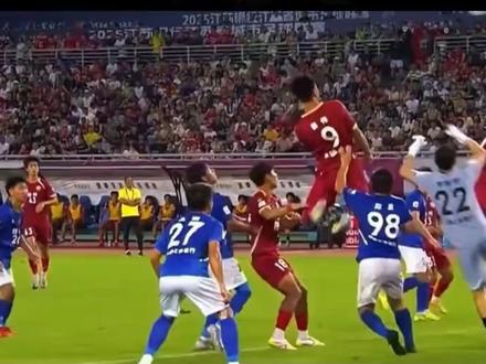 为啥苏超人脉最广的是徐老大#足球 #苏超 #徐州餐饮设计