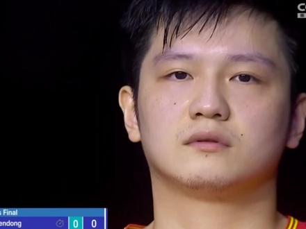 看的正刺激呢,摄像大哥给的高清直拍😂,够“潦草”没忍住笑#樊振东 #樊振东小胖 #国乒 #2023平昌亚锦赛 cr:咪咕