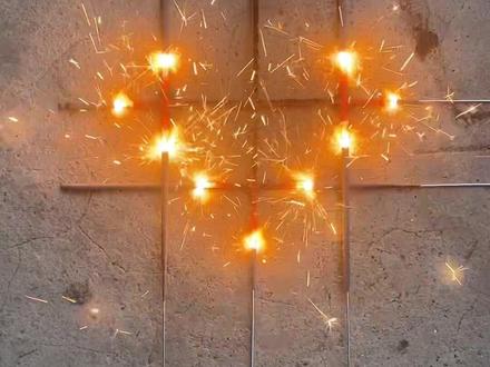 五根仙女棒的爱心#一般人不告诉他 #烟花炮竹 #习俗风俗 #仙女棒 #