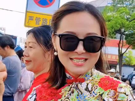 考生们从容赴考,送考家长翘首期盼!今天是高考首日,云梦一中考点前是这样的。家长们为孩子加油,希望孩子们正常发挥,为青春交上一份满意的答卷。不管考的怎么样,能够参加高考就是一种胜利#2023高考第一天 #又是一年高考季 #祝各位考生高考顺利 #愿所有考生圆梦今夏 #寻美云梦