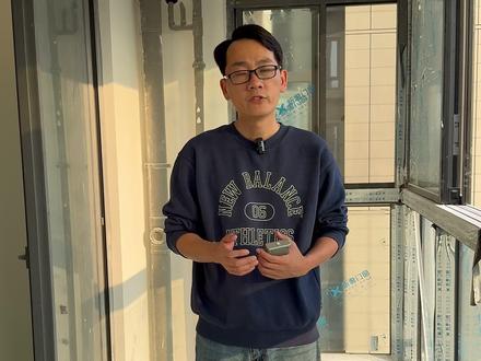 保利和悦滨江 西晒阳台怎么封窗? #保利和悦滨江 #封窗 #封窗效果 #新奢门窗 #西派粤府