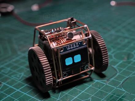 桌面机器人语音控制互版本发布 语音版本只需在基础版本升级即可,所有的资料都在群内#我在抖音聊科技 #桌面机器人 #手工制作 #技术分享 #厉害了我的车