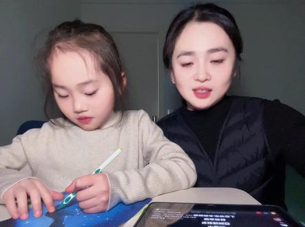 ““懂知足就会快乐””#上热搜 #唱歌 #搞笑 #搞笑视频 #家庭vlog日常